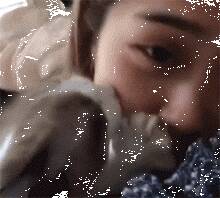这只猫平时竟然喜欢在主人的脸上做这种事……