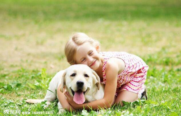 养宠物能使人身心愉悦，养宠有益身心健康